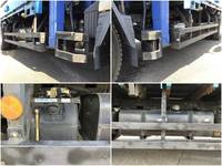 三菱ふそうキャンターセルフクレーン4段小型（2t・3t）[写真25]