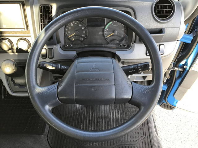 三菱ふそうキャンターセルフクレーン4段小型（2t・3t）[写真36]