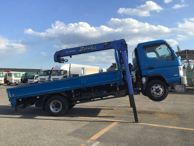 三菱ふそうキャンターセルフクレーン4段小型（2t・3t）[写真06]