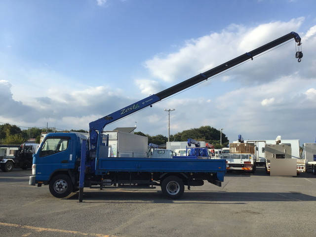 三菱ふそうキャンターセルフクレーン4段小型（2t・3t）[写真09]