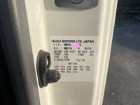 いすゞエルフユニック3段小型（2t・3t）[写真35]