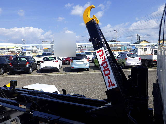 いすゞエルフコンテナ専用車小型（2t・3t）[写真14]