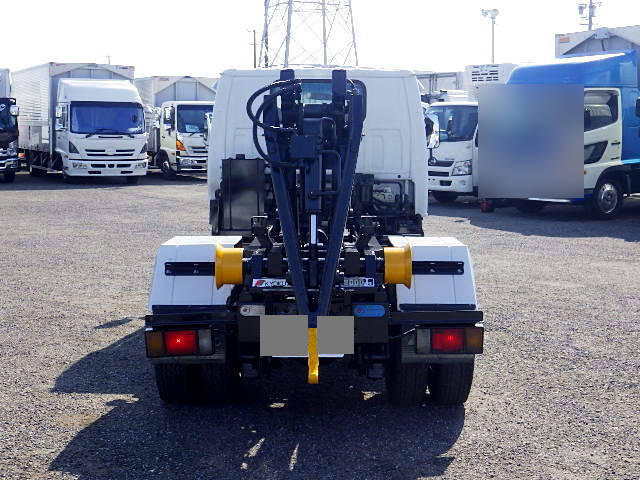 いすゞエルフコンテナ専用車小型（2t・3t）[写真17]