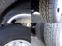 いすゞエルフコンテナ専用車小型（2t・3t）[写真20]