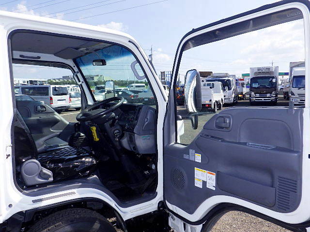 いすゞエルフコンテナ専用車小型（2t・3t）[写真21]