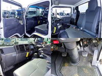 いすゞエルフコンテナ専用車小型（2t・3t）[写真24]