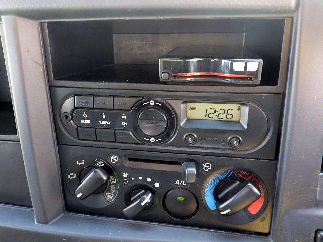 いすゞエルフコンテナ専用車小型（2t・3t）[写真25]