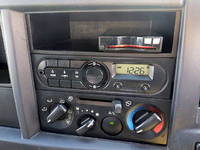 いすゞエルフコンテナ専用車小型（2t・3t）[写真25]