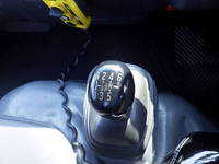 いすゞエルフコンテナ専用車小型（2t・3t）[写真29]