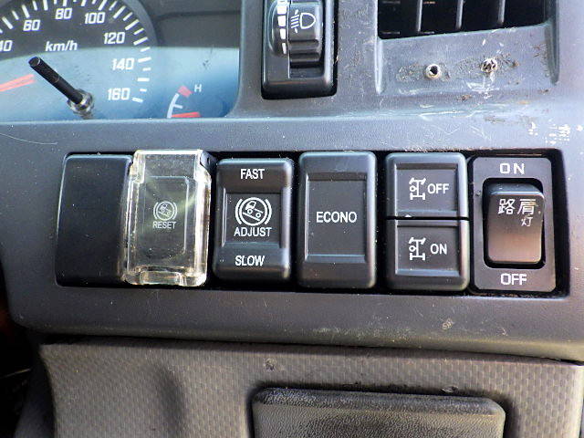 いすゞエルフコンテナ専用車小型（2t・3t）[写真30]