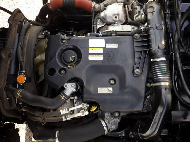 いすゞエルフコンテナ専用車小型（2t・3t）[写真37]