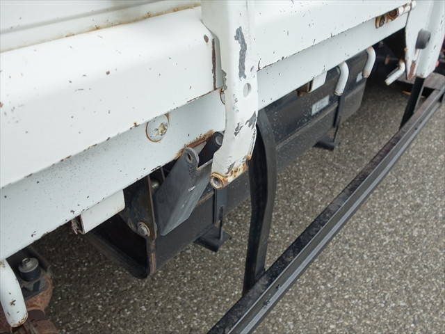 三菱ふそうキャンタークレーン4段小型（2t・3t）[写真25]