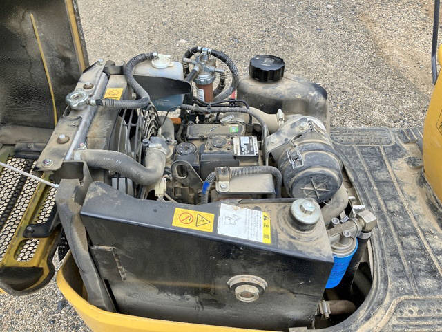 コマツミニユンボ（ミニバックホー）[写真15]