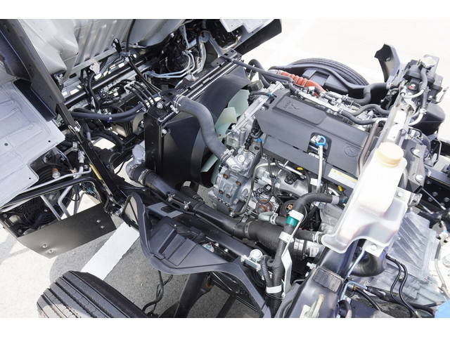 三菱ふそうキャンタークレーン4段小型（2t・3t）[写真12]