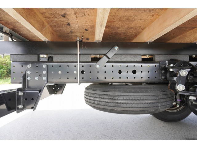 三菱ふそうキャンタークレーン4段小型（2t・3t）[写真20]