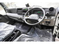 三菱ふそうキャンタークレーン4段小型（2t・3t）[写真07]