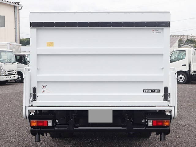 三菱ふそうキャンター平ボディ小型（2t・3t）[写真10]