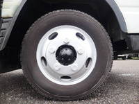 三菱ふそうキャンター平ボディ小型（2t・3t）[写真21]