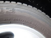 三菱ふそうキャンター平ボディ小型（2t・3t）[写真25]