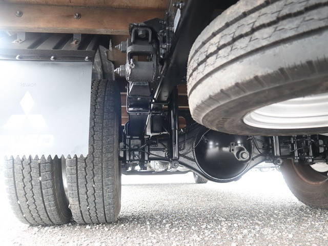 三菱ふそうキャンター平ボディ小型（2t・3t）[写真27]