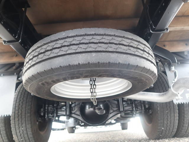 三菱ふそうキャンター平ボディ小型（2t・3t）[写真28]