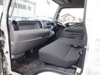 三菱ふそうキャンター平ボディ小型（2t・3t）[写真33]