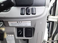 三菱ふそうキャンター平ボディ小型（2t・3t）[写真39]