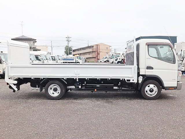 三菱ふそうキャンター平ボディ小型（2t・3t）[写真05]