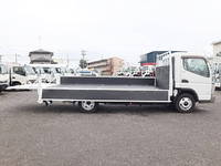 三菱ふそうキャンター平ボディ小型（2t・3t）[写真06]