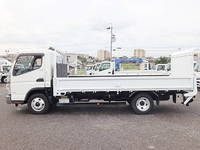 三菱ふそうキャンター平ボディ小型（2t・3t）[写真07]