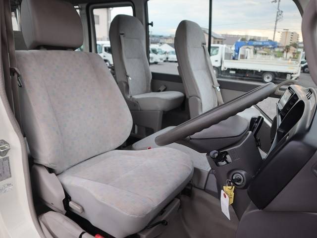 日野リエッセマイクロバス[写真28]