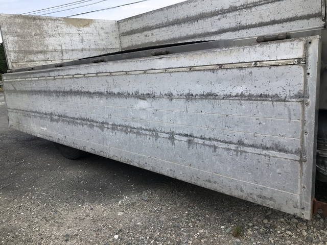 いすゞエルフアルミブロック小型（2t・3t）[写真14]