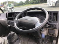 いすゞエルフアルミブロック小型（2t・3t）[写真29]