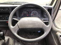 いすゞエルフアルミブロック小型（2t・3t）[写真30]