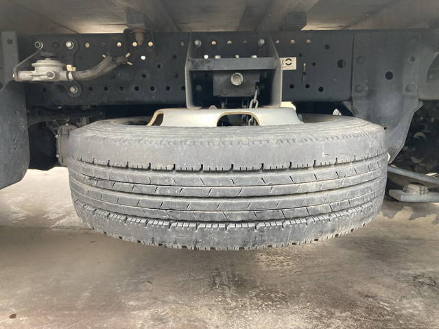 いすゞエルフ平ボディ小型（2t・3t）[写真16]