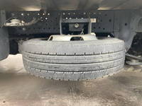 いすゞエルフ平ボディ小型（2t・3t）[写真16]