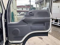 いすゞエルフ平ボディ小型（2t・3t）[写真22]