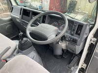 いすゞエルフ平ボディ小型（2t・3t）[写真26]