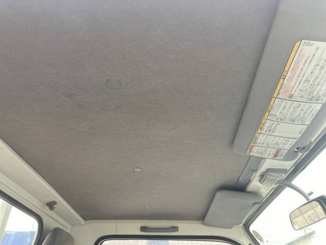 いすゞエルフ平ボディ小型（2t・3t）[写真27]