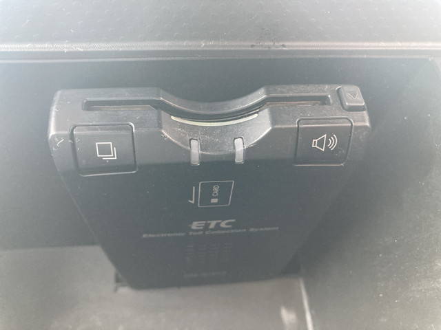 いすゞエルフ平ボディ小型（2t・3t）[写真32]