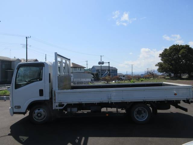 いすゞエルフ平ボディ小型（2t・3t）[写真02]