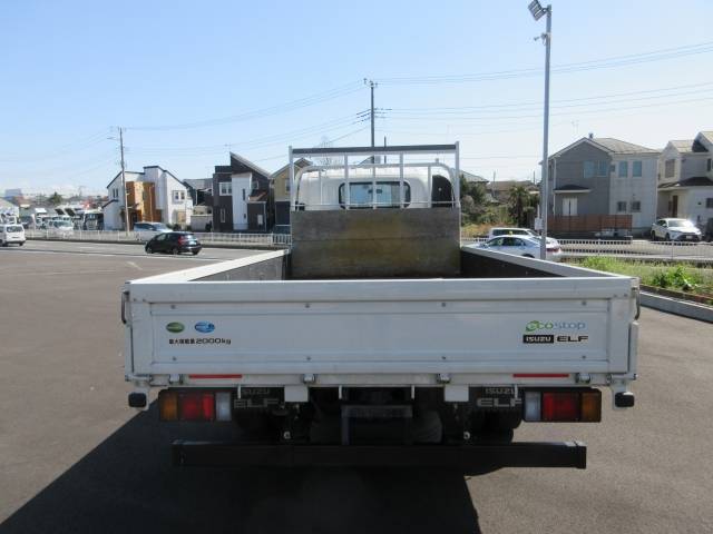 いすゞエルフ平ボディ小型（2t・3t）[写真06]
