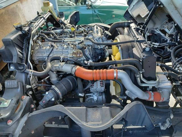 三菱ふそうキャンター平ボディ小型（2t・3t）[写真17]