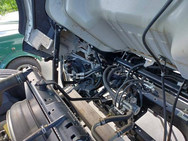 三菱ふそうキャンター平ボディ小型（2t・3t）[写真28]