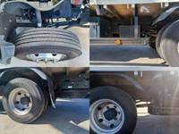 三菱ふそうキャンター平ボディ小型（2t・3t）[写真33]