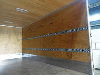 三菱ふそうキャンターアルミバン小型（2t・3t）[写真12]