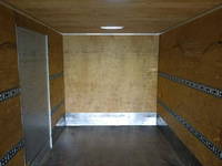 三菱ふそうキャンターアルミバン小型（2t・3t）[写真13]