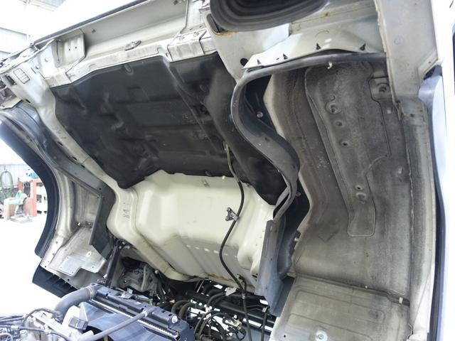 三菱ふそうキャンターアルミバン小型（2t・3t）[写真21]