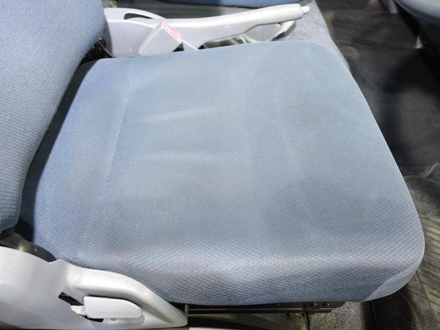 三菱ふそうキャンターアルミバン小型（2t・3t）[写真27]