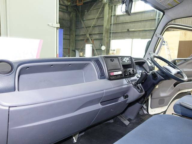 三菱ふそうキャンターアルミバン小型（2t・3t）[写真31]